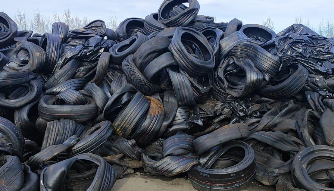 Car Green Tire With Thread