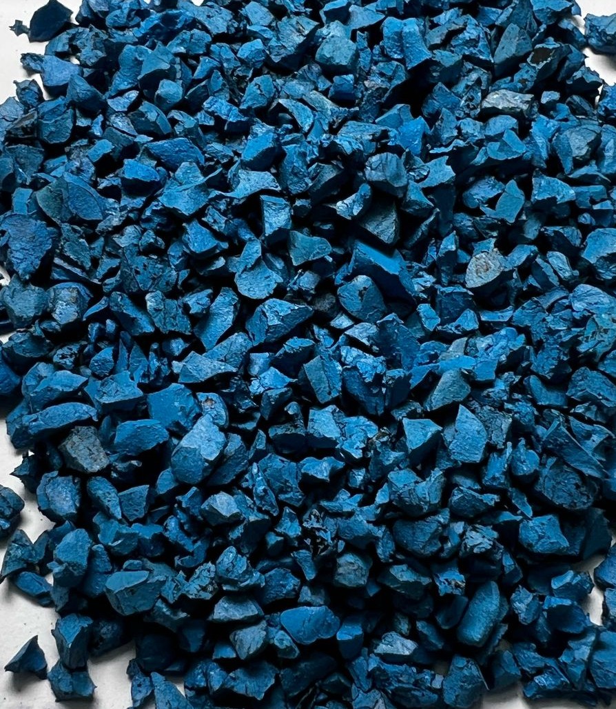 TRACKTECH recycled rubber granulate 1-4mm in blue for athletic flooring